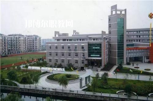 樂至縣回瀾職業(yè)中學(xué)2020年報(bào)名條件、招生要求、招生對(duì)象