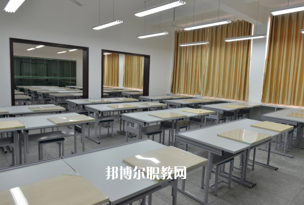 安慶工業(yè)學(xué)校怎么樣、好不好