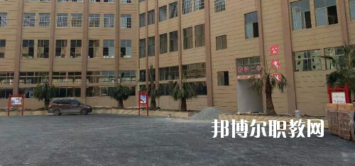 貴州航空工業(yè)技師學(xué)院樂灣校區(qū)怎么樣、好不好