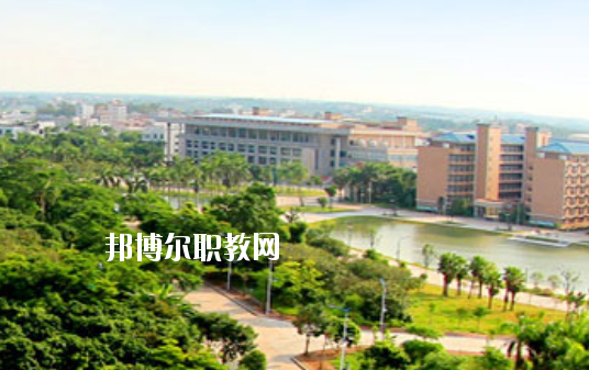 湛江理工職業(yè)學(xué)校2020年報(bào)名條件、招生要求、招生對(duì)象