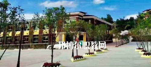 貴州航空工業(yè)技師學(xué)院烏當(dāng)校區(qū)2020年報(bào)名條件、招生要求、招生對象