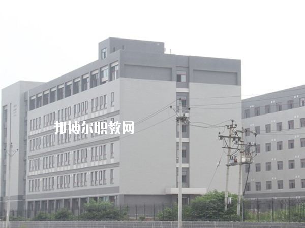 河南女子職業(yè)學(xué)院中專(zhuān)部2021年學(xué)費(fèi)、收費(fèi)多少