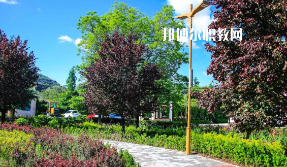崇信縣職業(yè)教育中心2020年報(bào)名條件、招生要求、招生對(duì)象