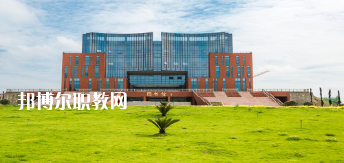 安順職業(yè)技術(shù)學(xué)院(中職部)2020年報名條件、招生要求、招生對象