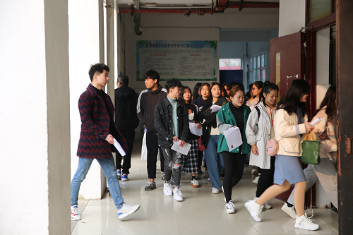 江蘇省邳州中等專業(yè)學(xué)校2020年報(bào)名條件、招生要求、招生對(duì)象
