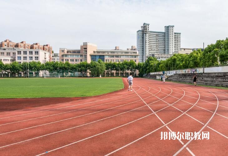 重慶藝才高級(jí)技工學(xué)校2020年報(bào)名條件、招生要求、招生對(duì)象