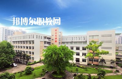 開(kāi)封市中醫(yī)藥學(xué)校2021年招生辦聯(lián)系電話