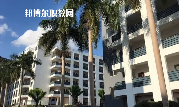 惠州財經(jīng)職業(yè)技術(shù)學(xué)校2020年報名條件、招生要求、招生對象