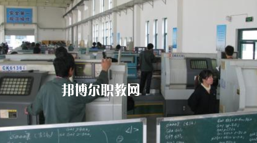 含山電子工程學(xué)校2020年報名條件、招生要求、招生對象