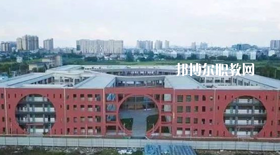 馬鞍山幼兒師范學(xué)校2020年報名條件、招生要求、招生對象