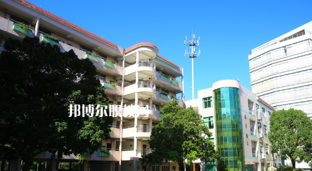 東莞經(jīng)濟(jì)貿(mào)易學(xué)校2020年學(xué)費(fèi)、收費(fèi)多少