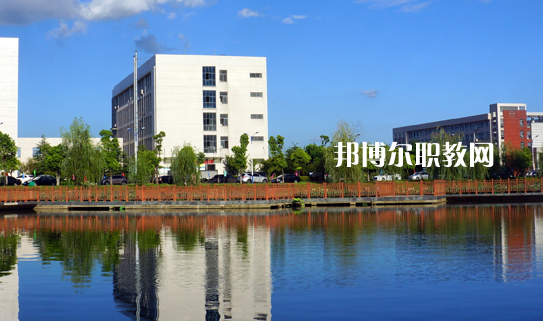 安徽銅陵技師學(xué)院怎么樣、好不好