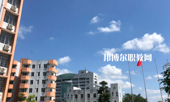 廣東南粵技工學(xué)校怎么樣、好不好
