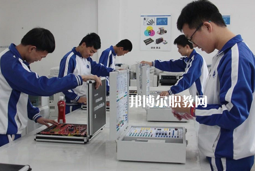 汕頭中博職業(yè)技術(shù)學(xué)校2021年學(xué)費(fèi)、收費(fèi)多少