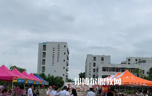 汕頭潮陽(yáng)建筑職業(yè)技術(shù)學(xué)校2021年學(xué)費(fèi)、收費(fèi)多少