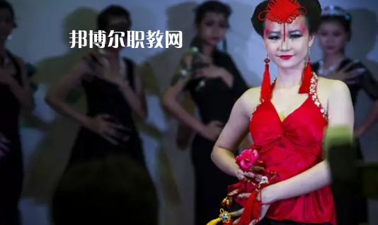汕頭琪雅美容化妝職業(yè)技術學校2021年報名條件、招生要求、招生對象