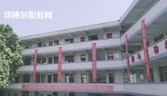 廣東領才技工學校怎么樣、好不好