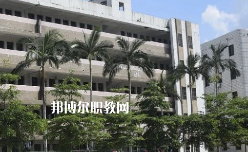 吳川職業(yè)高級中學2021年學費、收費多少
