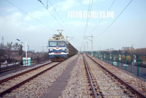 廣西2021年讀鐵路學(xué)校哪個(gè)專(zhuān)業(yè)好