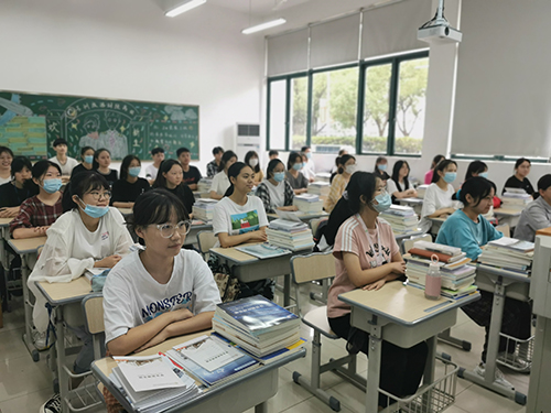 蘇州旅游與財經(jīng)高等職業(yè)技術(shù)學(xué)校2021年學(xué)費(fèi)、收費(fèi)多少