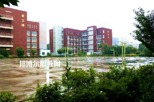 西北工業(yè)學校2021年招生辦聯系電話