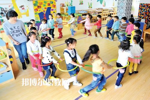 江蘇202年幼師學(xué)校有什么專(zhuān)業(yè)