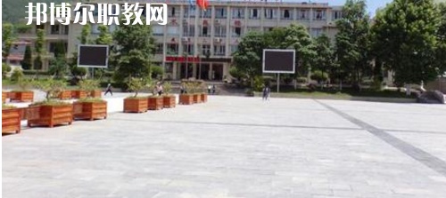 遵義計(jì)算機(jī)學(xué)校怎么樣、好不好