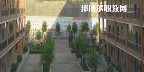 遵義市紅花崗區(qū)經(jīng)濟職業(yè)技術學校2021年報名條件、招生要求、招生對象