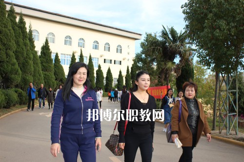 勐?？h職業(yè)高級中學2021年報名條件、招生要求、招生對象