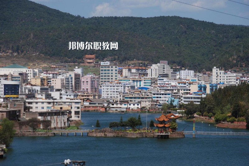 牟定縣職業(yè)高級中學(xué)怎么樣、好不好