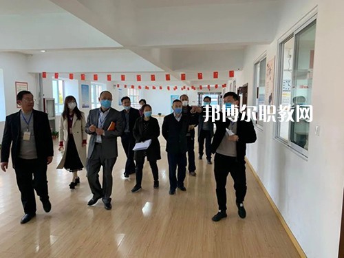 泰州市鳳凰藝術(shù)學(xué)校怎么樣、好不好