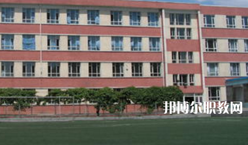 花溪區(qū)職業(yè)教育培訓(xùn)管理中心2021年報(bào)名條件、招生要求、招生對象