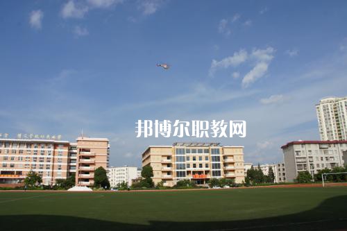 曲靖麒麟職業(yè)技術(shù)學(xué)校2021年報(bào)名條件、招生要求、招生對(duì)象