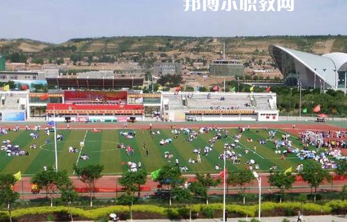 楚雄醫(yī)藥高等?？茖W(xué)校2021年學(xué)費(fèi)、收費(fèi)多少