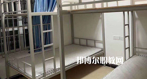 成都金海洋創(chuàng)意產(chǎn)業(yè)職業(yè)技術(shù)學校2021年宿舍條件