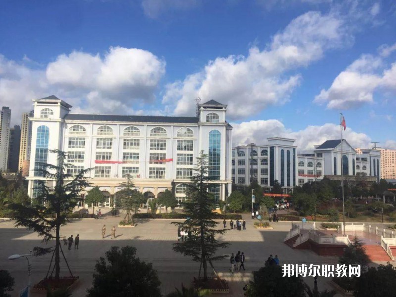 曲靖師宗職業(yè)技術(shù)學(xué)校2021年報(bào)名條件、招生要求、招生對(duì)象