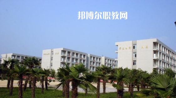 云南夏蒙衛(wèi)生學校2021年報名條件、招生要求、招生對象