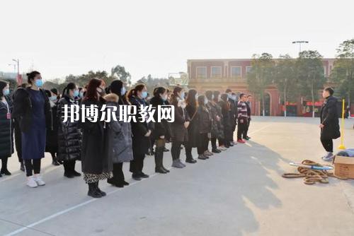 四川五月花技師學(xué)院2021年學(xué)費(fèi)、收費(fèi)多少
