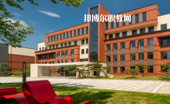 保定科技中等專業(yè)學(xué)校怎么樣、好不好