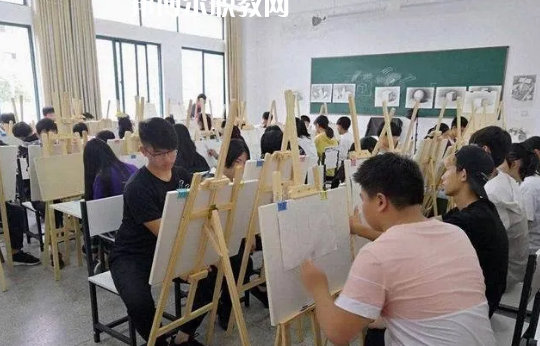 榆中縣職業(yè)教育中心2022年學(xué)費(fèi)、收費(fèi)多少