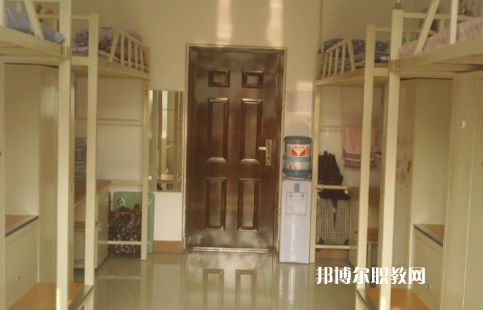鶴山職業(yè)技術(shù)學校2022年宿舍條件