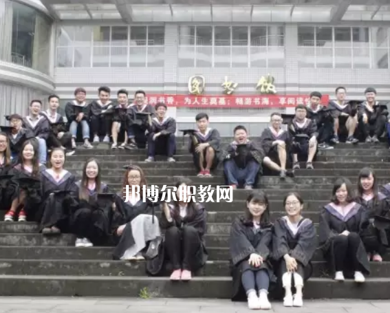 慶陽市機(jī)電工程學(xué)校2022年報(bào)名條件、招生要求、招生對(duì)象 