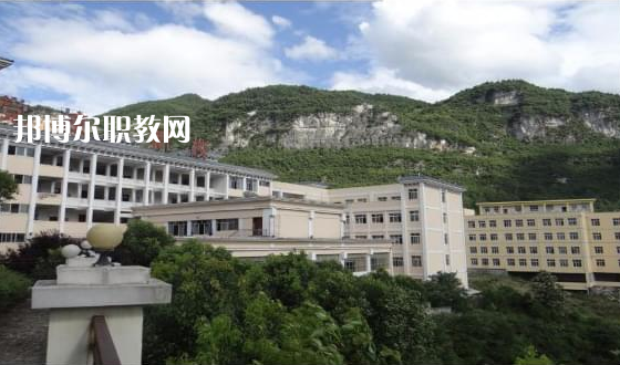 德慶縣中等職業(yè)學(xué)校2022年報(bào)名條件、招生要求、招生對(duì)象