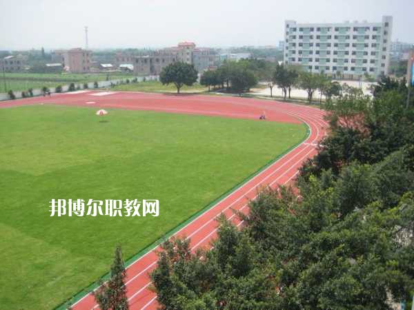重慶萬州技師學(xué)院2022年報(bào)名條件、招生要求、招生對象 