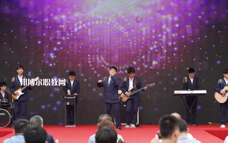 南京中華中等專(zhuān)業(yè)學(xué)校怎么樣、好不好