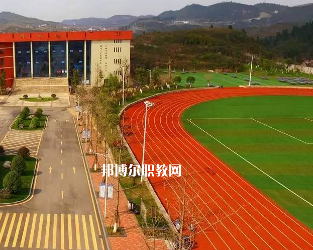 貴州應(yīng)用技術(shù)技師學(xué)院2022年報名條件、招生要求、招生對象