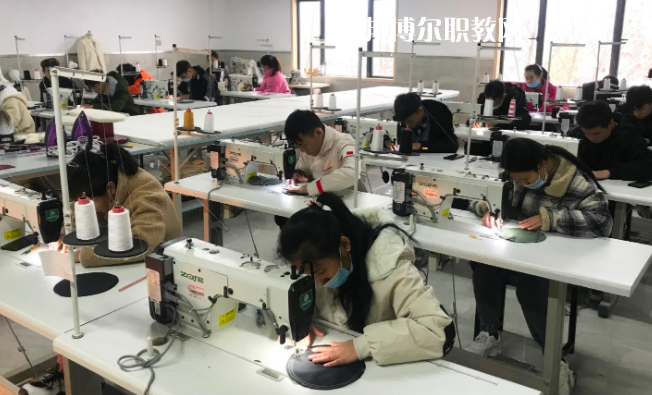 貴州特殊教育中等職業(yè)技術(shù)學(xué)校2022年報(bào)名條件、招生要求、招生對(duì)象