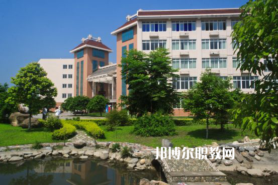 重慶五里店職業(yè)中學(xué)2022年報(bào)名條件、招生要求、招生對(duì)象 
