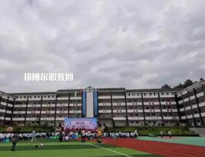 正安縣技工學(xué)校2022年報(bào)名條件、招生要求、招生對(duì)象