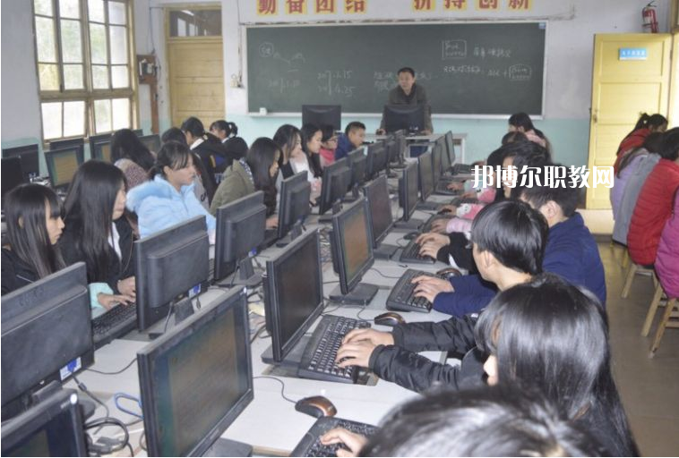 重慶綦江職業(yè)技術(shù)學(xué)校2022年報(bào)名條件、招生要求、招生對(duì)象